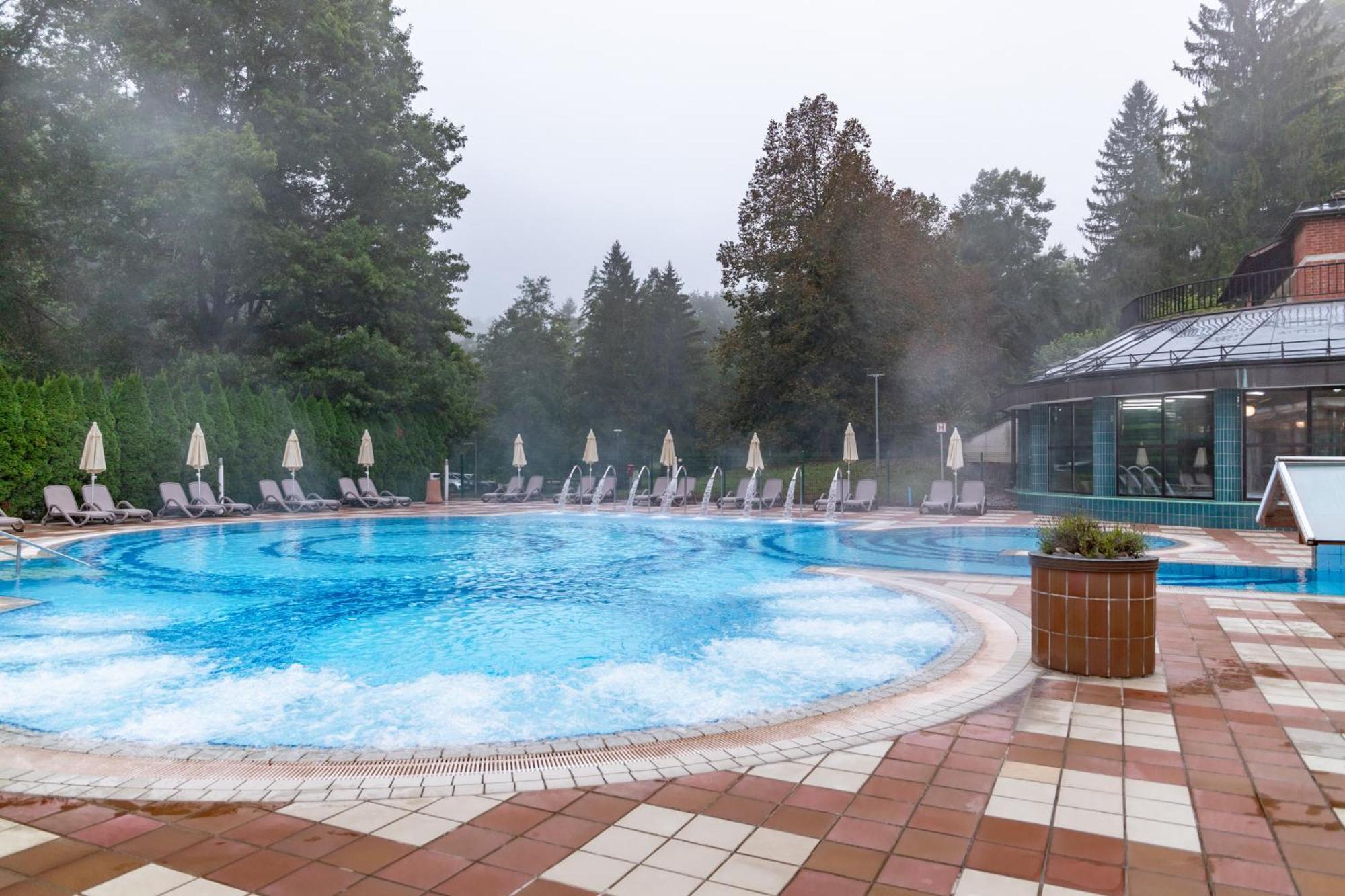 Hotel Vitarium Superior - Terme Krka Шмариешке Топлице Екстериор снимка