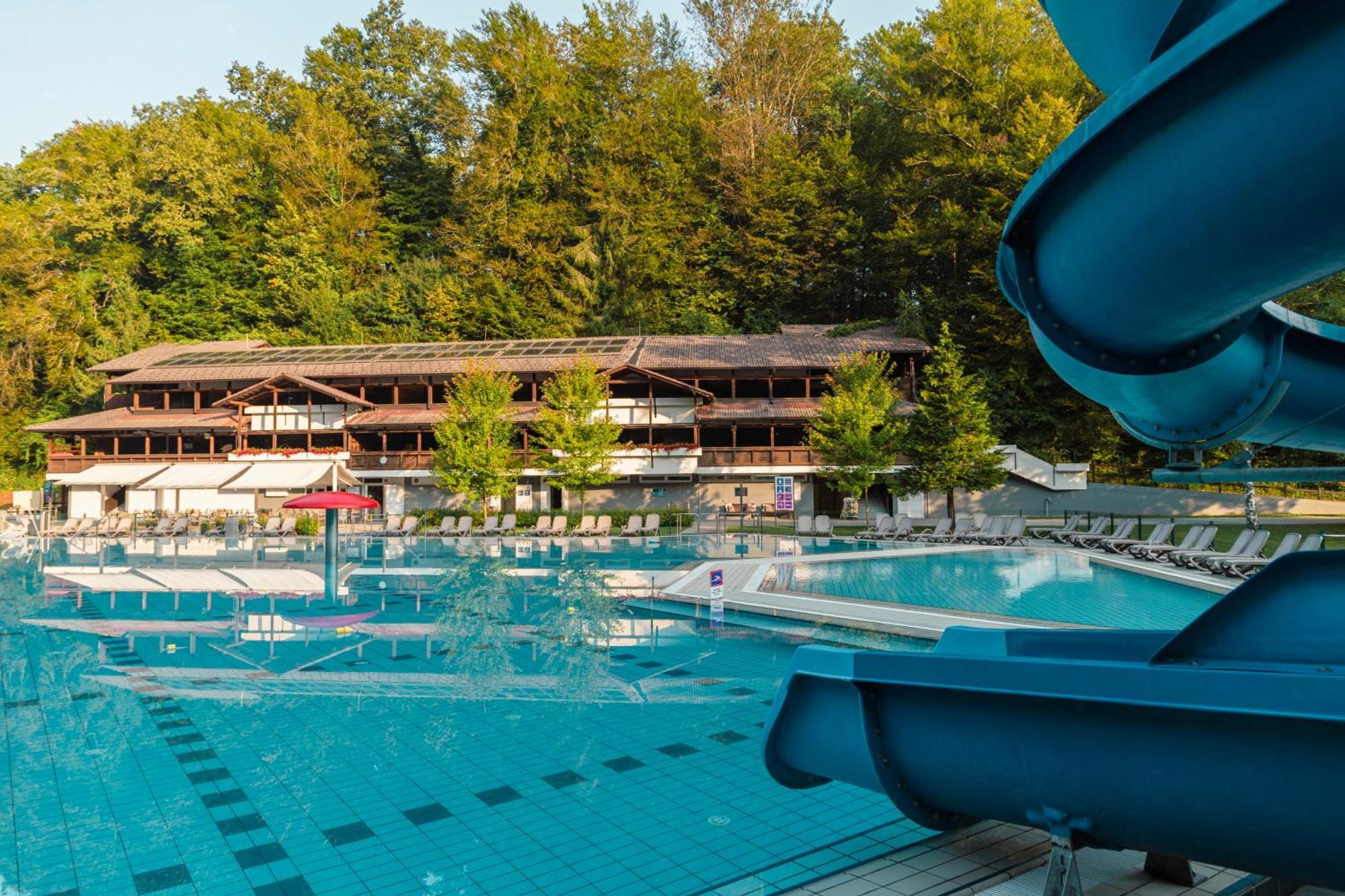 Hotel Vitarium Superior - Terme Krka Шмариешке Топлице Екстериор снимка